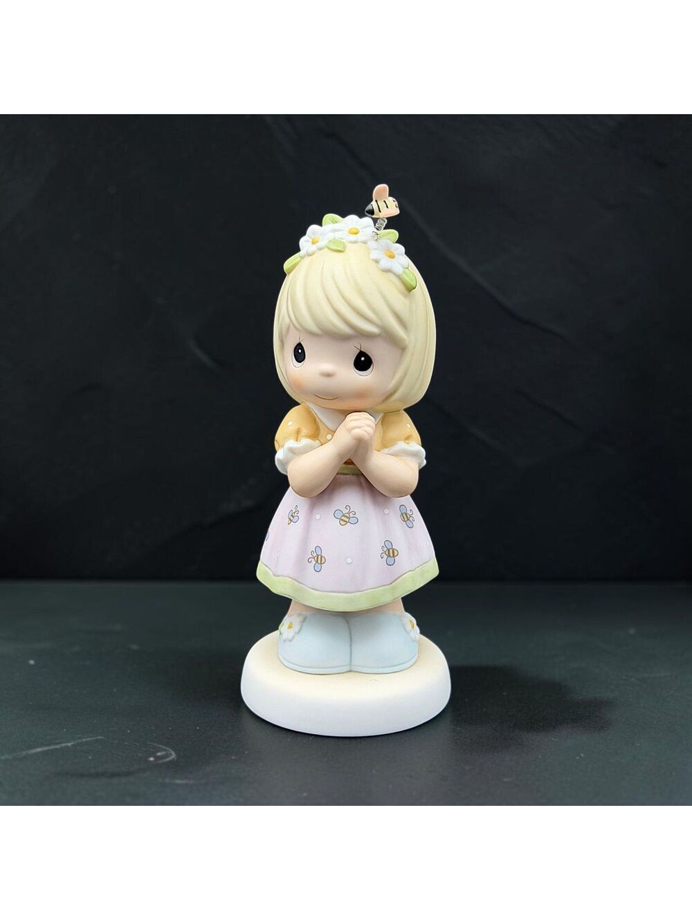 Vtg. Precious Moments 928534 I Am A Bee-liever Girl Bee Figurine 2001 Enesco